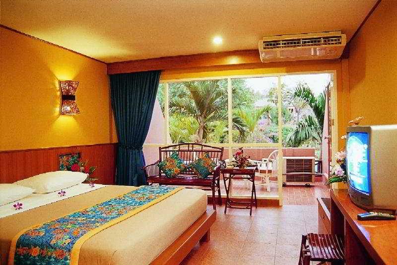 Loma Resort & Spa Pattaya Quarto foto