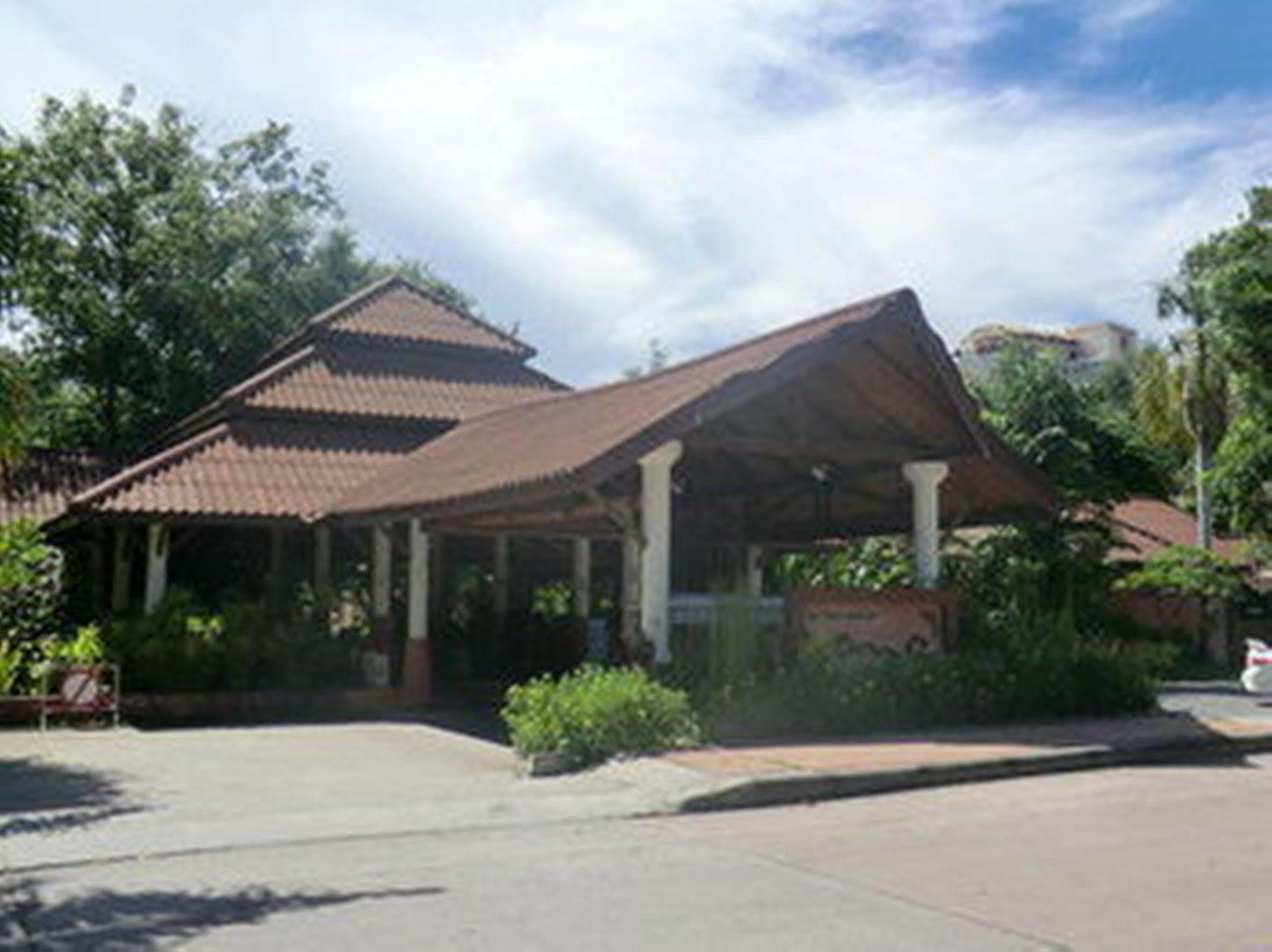 Loma Resort & Spa Pattaya Exterior foto